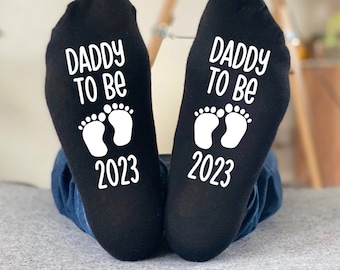 New Dad Gift - 'DADDY TO BE' Expecting dad Socks, Pregnancy Gift