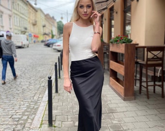 midi skirt wedding outfit