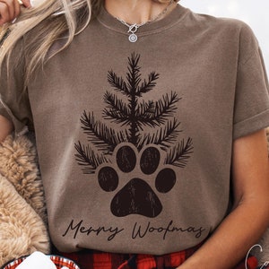Merry Woofmas Svg Png, Merry Dogmas Christmas Dog Mom Svg, Mama Svg Cut, Cricut Silhouette Sublimation Designs Digital File Download