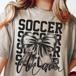 Soccer Mom Svg Png, Soccer Mama T-Shirt Svg, Game Day Vibes Svg Cut, Cricut sublimatie vectorafbeeldingen, sport moeder digitaal bestand downloaden