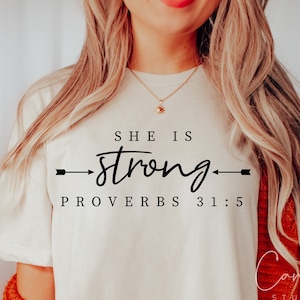 Ella es fuerte Svg, Svg cristiano, Citas de versículos bíblicos Svg, Proverbios 31:5 Svg, Jesús Svg, Diseño de camiseta de mujer cristiana Archivo de corte para Cricut