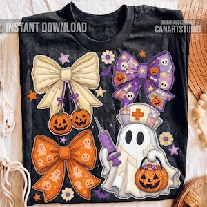 Puede incluir: Camiseta negra con diseños de Halloween. La camiseta incluye imágenes de lazos, calabazas, fantasmas y un fantasma vestido de enfermera sosteniendo una jeringa y una cesta de calabaza. El texto "INSTANT DOWNLOAD" es visible.
