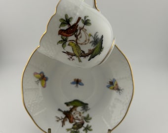 Authentic Herend Rothchild Bird ROTH180 Hand painted in Hungary Teacup and saucer birds and butterflies with Herend back stamp. Rare find!