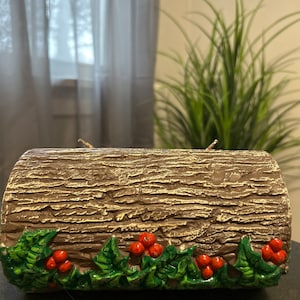 Vintage Yule log center piece candle