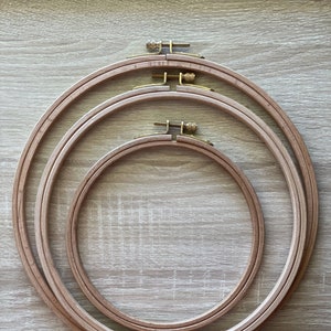 Embroidery Hoop, Beechwood  Embroidery Hoop, Wooden Embroidery Hoop with Brass Screw, Cross Stitch Hoop Ring, Wood Display Frame, Hoop