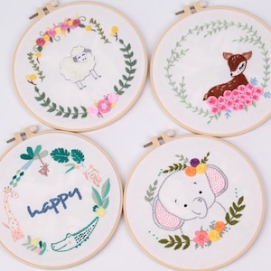 Floral Embroidery Beginner Kit, Embroidery kit,Full Kit with Hoop, Floral Embroidery kit, Modern Embroidery kit, Embroidery kit animal