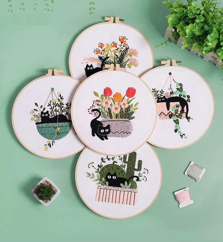 Embroidery Starter Kit W/ 3 Floral Patterns and Instructions Cross Stitch  Kit W/ Floral Pattern 1 Hoop and Color Threads Hoop Art 