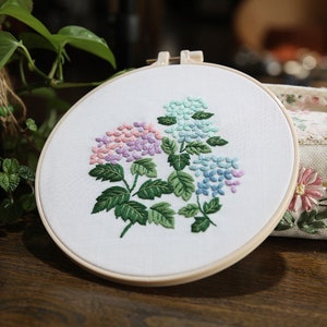 Hydrangeas Embroidery Kit beginner floral, Handmade Embroidery- Floral Embroidery- cherry blossom embroidery kit