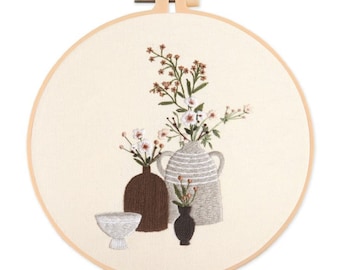 Vase Embroidery Kit beginner, Vase Beginner Embroidery kit, Modern embroidery kit cross stitch, Hand Embroidery Kit, Needlepoint, flower