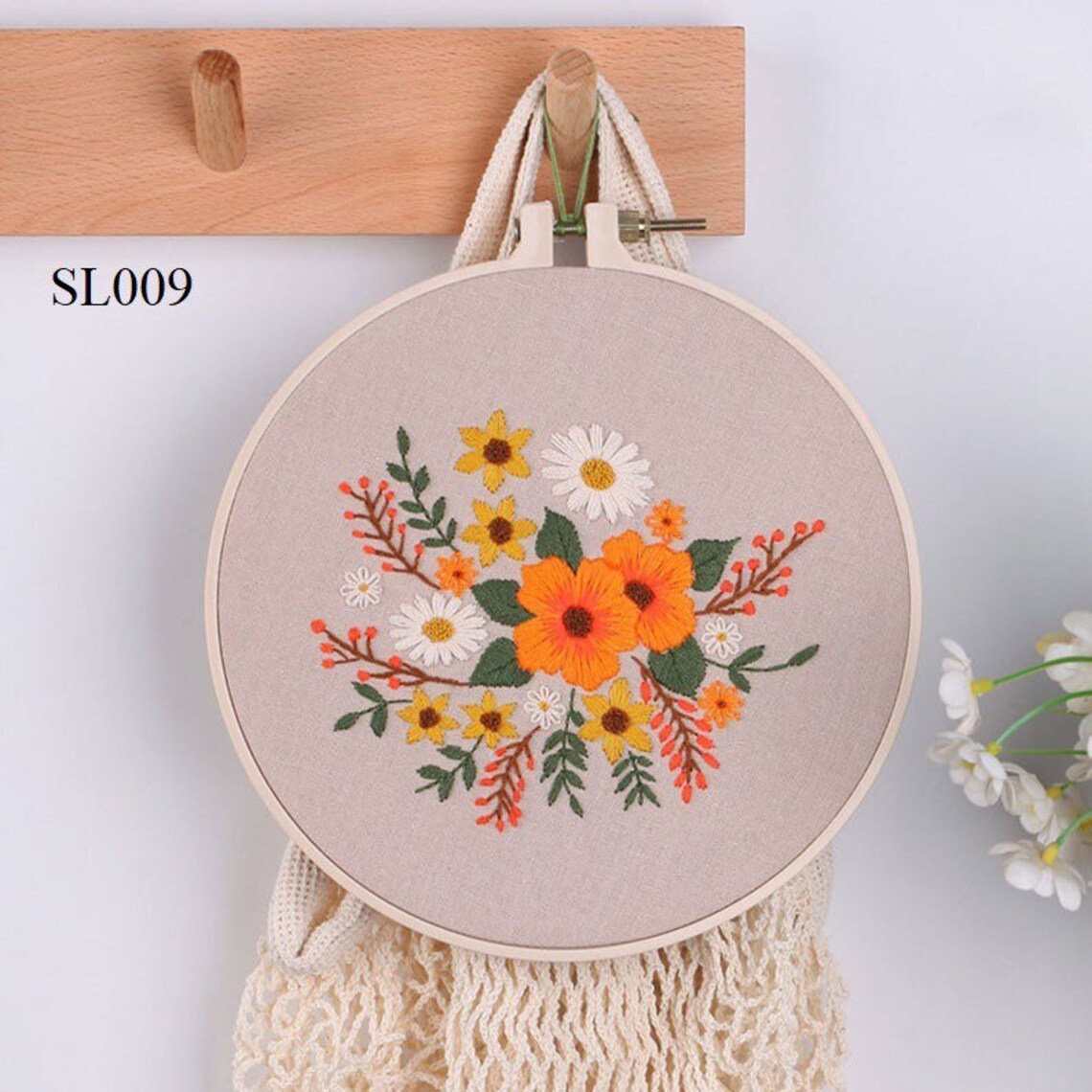 Floral Embroidery Kit Beginner Starter Beginner Embroidery Etsy