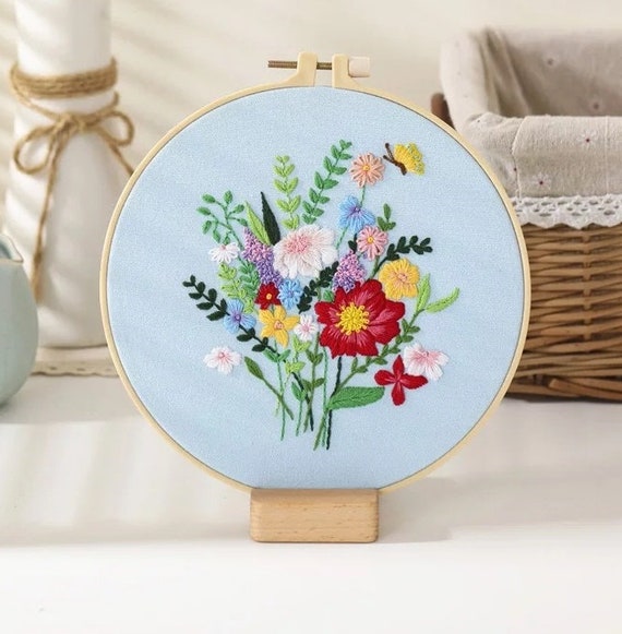 Bouquet Embroidery Patterns, Full Set of Hand-Made Stamped Embroidery Kits,  Cross Stitch Kits for Beginners (Floral)