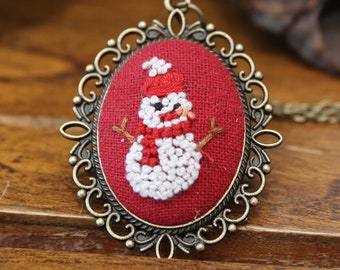 Necklace Embroidery Kit beginner, Snowman Embroidery kit, Modern embroidery kit cross stitch, Hand Embroidery, Needlepoint, Craft Kit