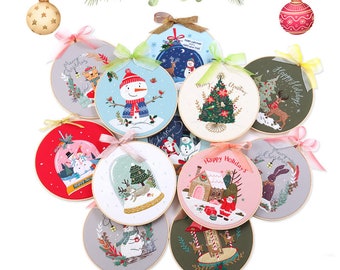 Christmas Embroidery Kit beginner, Beginner Embroidery kit, Modern embroidery kit cross stitch, Hand Embroidery Kit, Needlepoint, DIY Craft