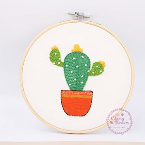 Embroidery Kit For Beginner floral, Beginner Embroidery Kit, cross stitch, Flowers Embroidery Full Kit with Needlepoint Hoop, DIY Craft Kit