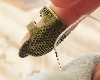 Sewing Thimble Finger Protector Embroidery Needlework Metal Brass Sewing Thimble Sewing Tools Accessories Retro Handwork Sewing Thimble
