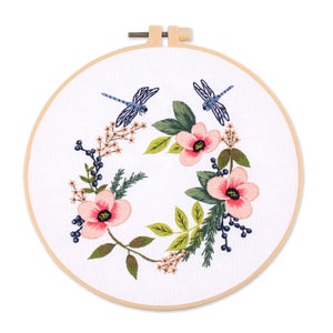 Flower Wreath dragonfly Embroidery Kit beginner, Beginner Embroidery kit, bug embroidery kit cross stitch, Hand Embroidery Kit, Needlepoint