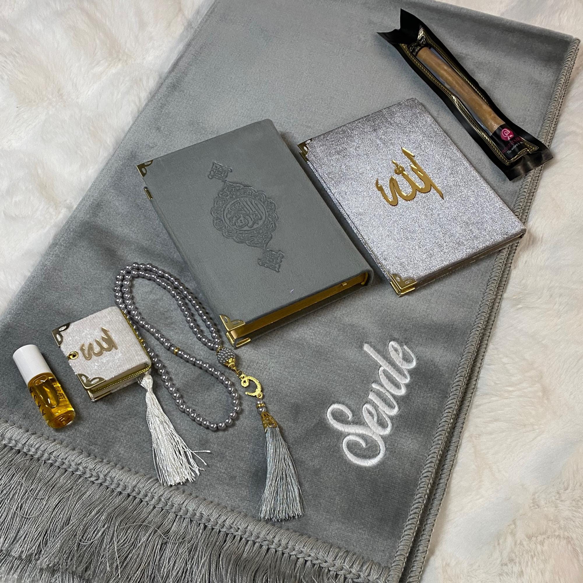 Personalized Prayer Rug with Name - Simple & Solid Color, Perfect Gift | Isimli Seccade, سجادة مع الاسم“