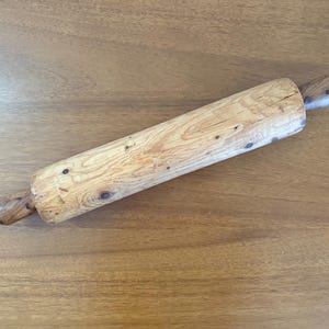 Vintage Wooden Rolling Pin – 17" French Farmhouse Kitchen Tool, Rustic Baking Utensil, Antique Dough Roller, Country Cottage Décor