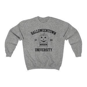Sudadera de la Universidad de Halloweentown, Sudadera de Halloweentown, Camisa de Halloweentown, Sudadera de Halloween, Película de Halloween, Suéter de Halloween imagen 8