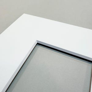 Marco de fotos personalizado de 8 capas con paspartú / Variedad de colores / Apertura personalizada / Conservación de archivo libre de ácido / Bisel profundo de doble grosor Bright White