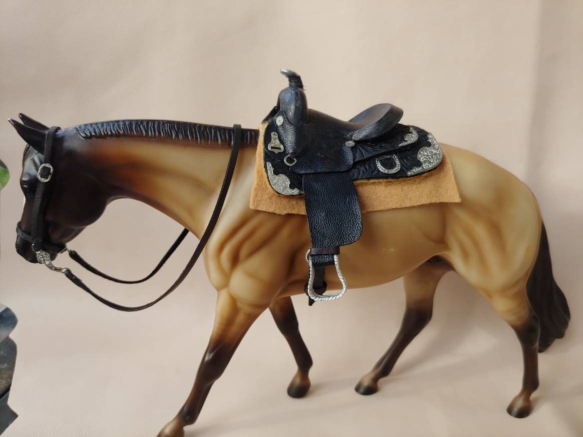 19 Scale Black Show Saddle and Bridle for Breyer and Modle