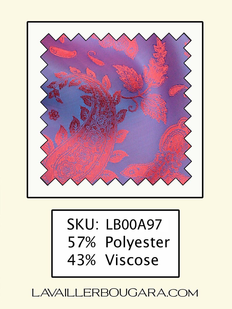 Puede incluir: Muestra de tela cuadrada con dise&ntilde;o de cachemira en tonos rojos y morados. La tela es 57% poli&eacute;ster y 43% viscosa. El SKU es LB00A97.