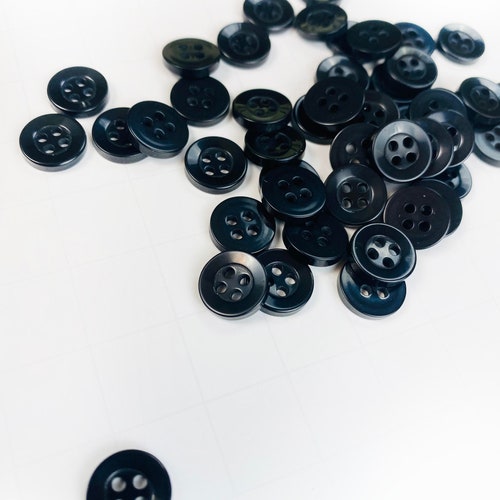 Boutons de chemise de ville noirs à quatre trous | Accessoires de couture de haute qualité - Fournitures de couture | Chemisier de couturière à la mode brillant Gilet devant