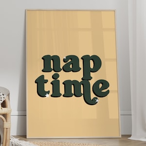 Decorazione murale boho "Nap Time", regalo per amico assonnato, citazione retrò divertente, stampe con testo verde neutro, decorazione murale audace, senza cornice, formato A4-A1, 5x7-24x36