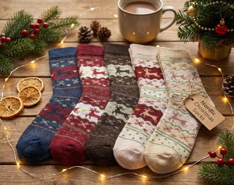 Chaussettes de Noël nordiques, chaussettes de vacances d'hiver pour femmes, chaudes et confortables, imprimé renne, cadeau de vacances motif tricot scandinave pour elle