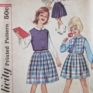 Simplicity 4062 | Size 8 | Girl&#39;s skirt, blouse, and weskit | Vintage 1960s Sewing Pattern