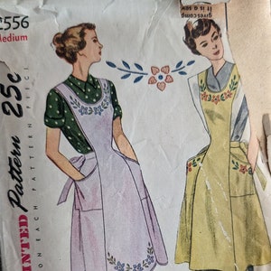 Simplicity 2556 | Bust 34-36 | Embroidered Apron | Vintage 1940s Sewing Pattern