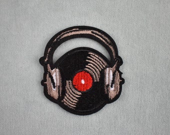 Vintage Vinyl Record Patch, Embroidered Iron-on Music Theme Patch