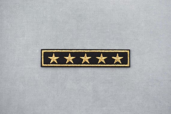 Lot De 4 Écussons Brodés - Légèrement Utilisés Mais Excellents