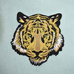 Toppa tigre grande, toppa ricamata termoadesiva, toppa posteriore con racchetta, toppa da cucire, abbigliamento e accessori personalizzabili