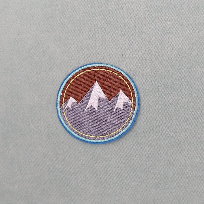 Patch de randonneur en montagne - France
