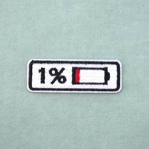Patch de bateria fraca, patch bordado termocolante, patch para costurar, personalize roupas e acessórios.