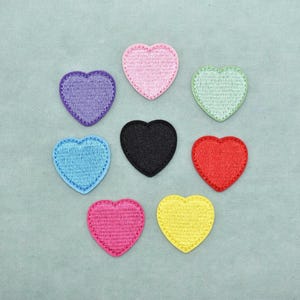 Lot 8 patchs cœurs brodés, Plusieurs couleurs, fer sur patch, patch à coudre, customiser vêtements et accessoires
