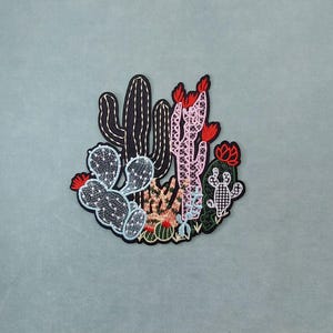 Large patch variety of succulents 18 cm / 17 cm, Embroidered badge on iron