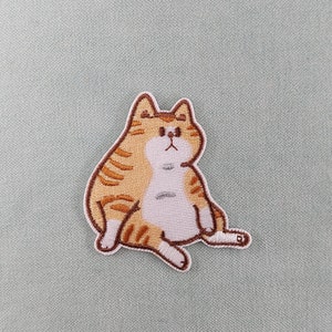 Relaxed ginger cat patch, embroidered iron-on patch, iron on patch, sewing patch, customize clothing and accessories