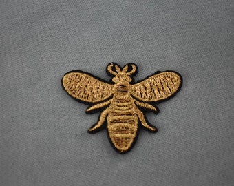 Iron-on flying insect patch in gold and silver, iron on patch, sewing patch, customize clothing and accessories