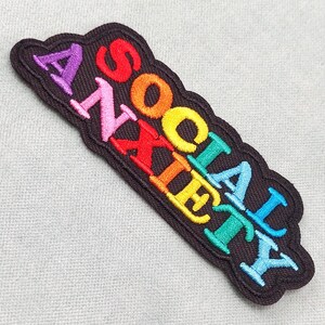 Parche termoadhesivo de ansiedad social, parche bordado, parche termoadhesivo, parche para coser, personaliza ropa y accesorios imagen 2
