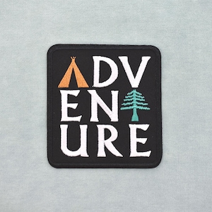Toppa termoadesiva Adventure 9 cm / 8,3 cm, Toppa ricamata Adventure