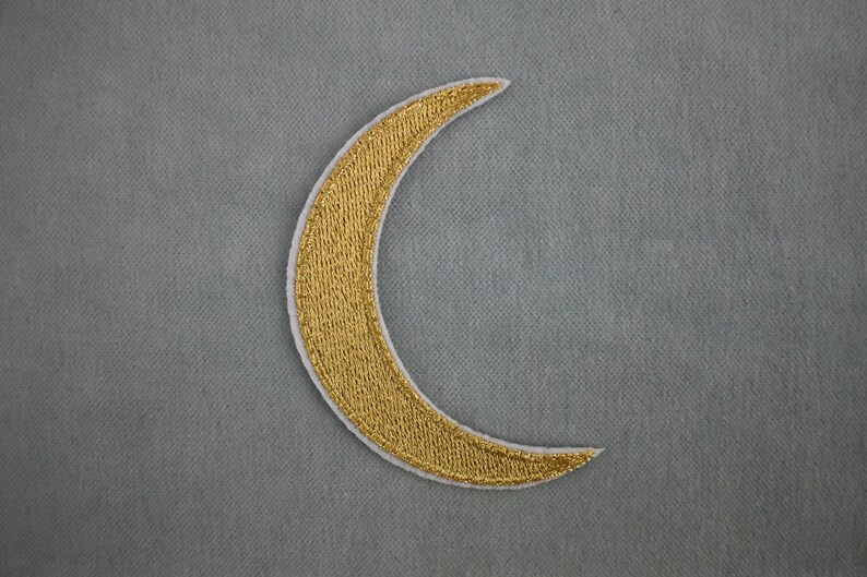 Moon iron-on patch embroidered on iron or to sew, customize clothes and accessories Doré