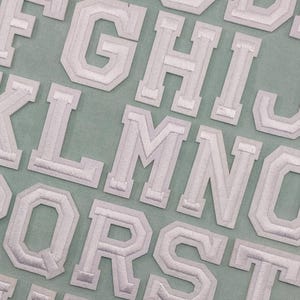 Patches de letras do alfabeto em branco para passar a ferro, emblemas bordados, personalizar, personalizar