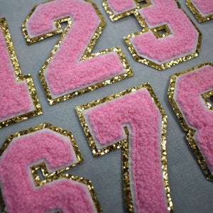 Roze chenille opstrijkbare nummerpatches, geborduurde nummerbadges, aanpassen, personaliseren afbeelding 1