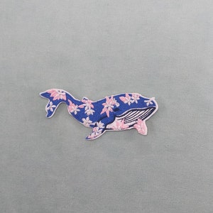 Patch Whale illustration iron-on flower pattern, Embroidered badge on iron