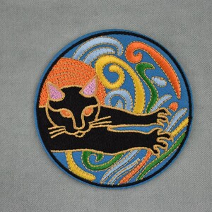Black cat illustration patch, embroidered iron-on badge