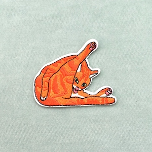 Cat dab patch 5.5 cm / 7 cm, embroidered iron-on patch, sew-on patch, customize clothes and accessories