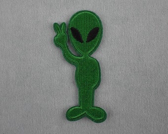 Patch Alien feutrine, écusson thermocollant brodé, fer sur patch, patch à coudre, customiser vêtements et accessoires