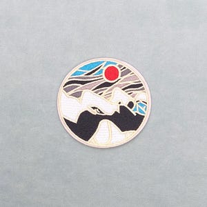 Patch Mountain sun thermocollant 7.8 cm, Écusson brodé sur fer